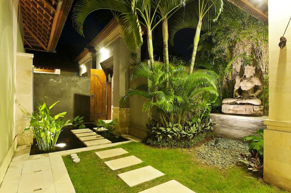Villa Zanissa Seminyak  Ngoại thất bức ảnh