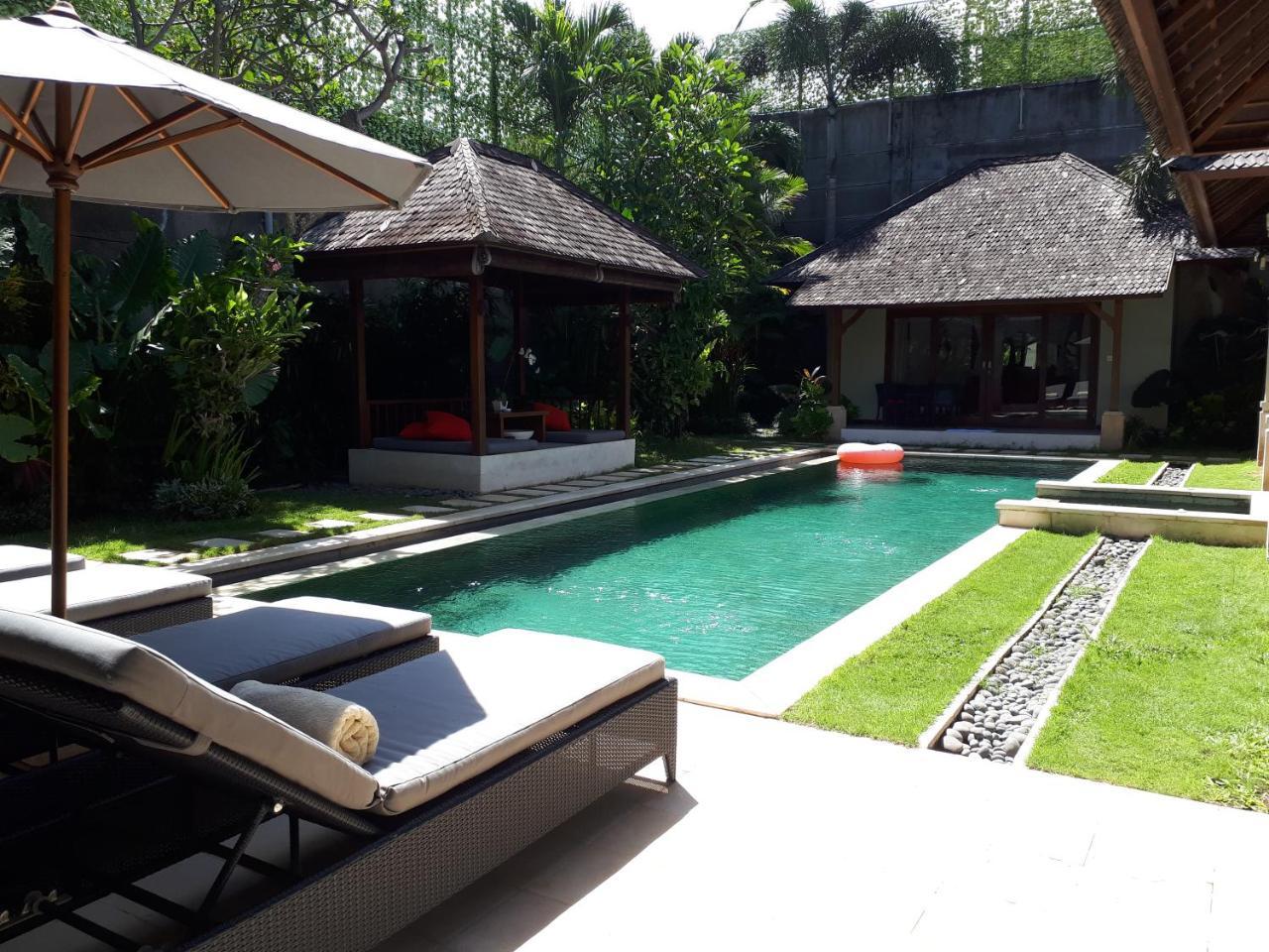 Villa Zanissa Seminyak  Ngoại thất bức ảnh