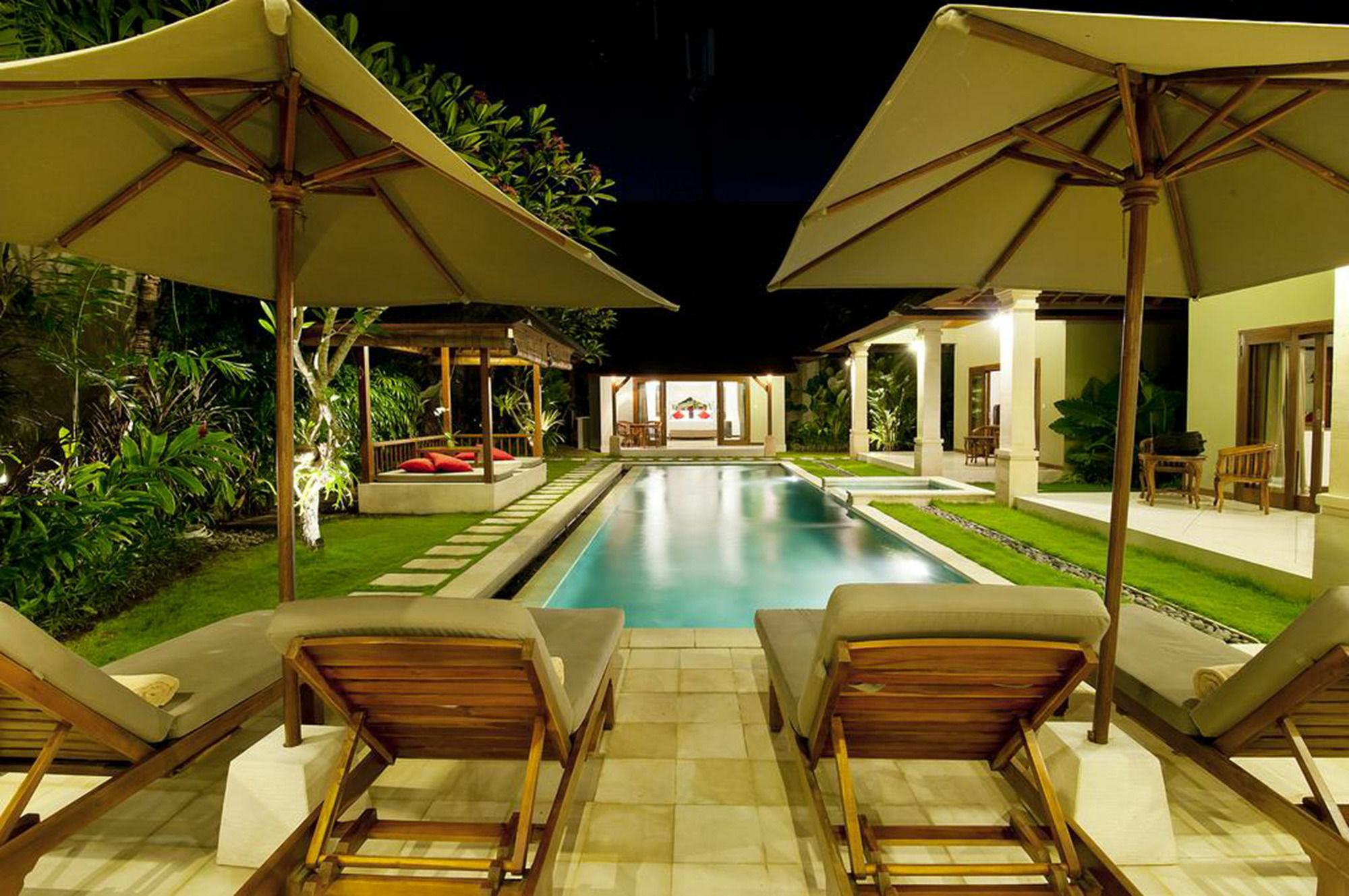 Villa Zanissa Seminyak  Ngoại thất bức ảnh